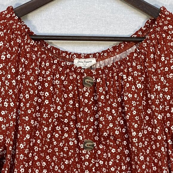 Free Kisses Off-the-Shoulder Blouse Women Size 1X Red Floral Stretch 3/4 Sleeve - Picture 6 of 9